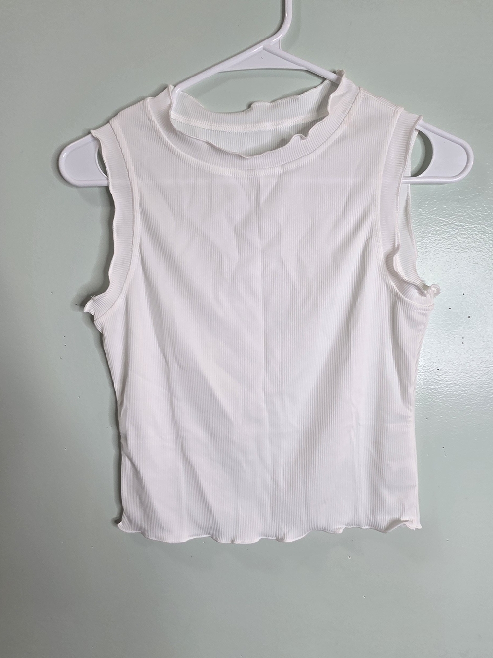 Ribbed Mock Neck Sleeveless Tank Top - White